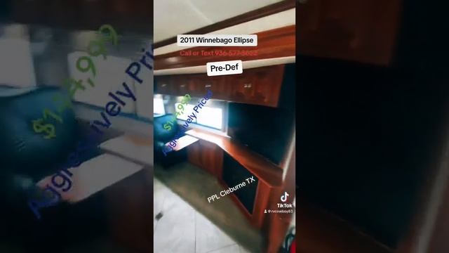 2011 Winnebago Ellipse 42QD смотреть онлайн