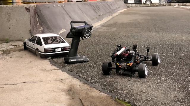 【ラジドリ】”LP-86" ドライバーを育てる車？　ラジコン　ドリフト смотреть онлайн