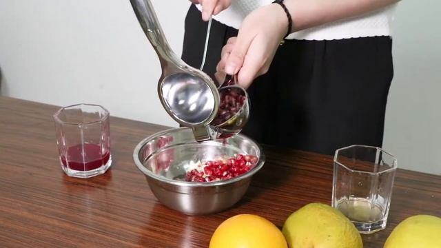 How to use manual juicer смотреть онлайн