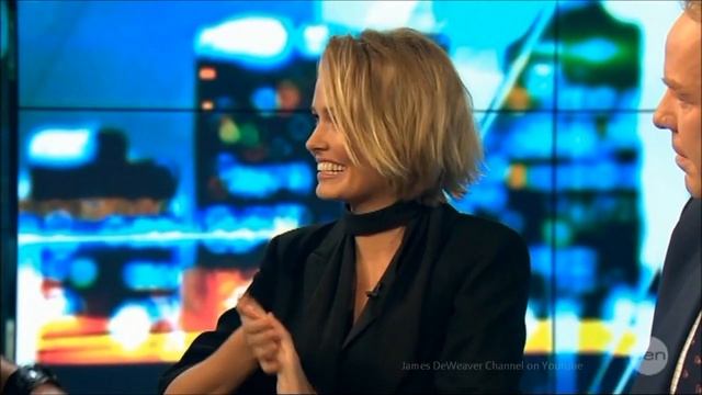 Russell Brand & Lara Bingle "The Fake Tan Incident" LIVE Australian Tv Oct.16, 2015 смотреть онлайн