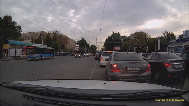 Движение по рельсам встречного направления смотреть онлайн