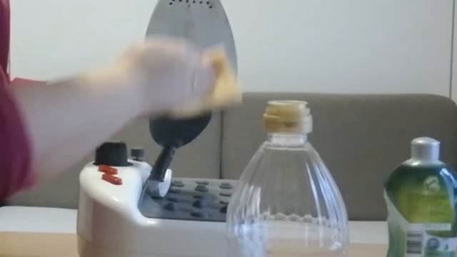 COME PULIRE IL FERRO DA STIRO CON METODI NATURALI( no su piastra in ceramica) смотреть онлайн