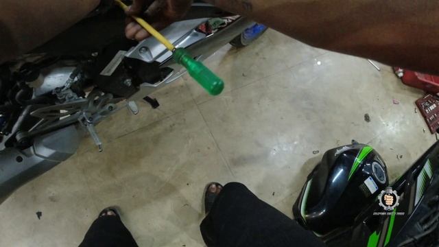 How to change air filter in R15 v4. Do it yourself смотреть онлайн