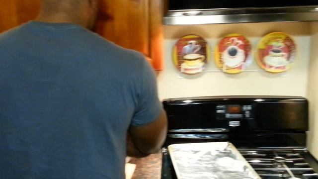 Cooking with Lawrence: Cutting Cycle Pre Workout Meal Prep & Quick and EASY Chicken смотреть онлайн