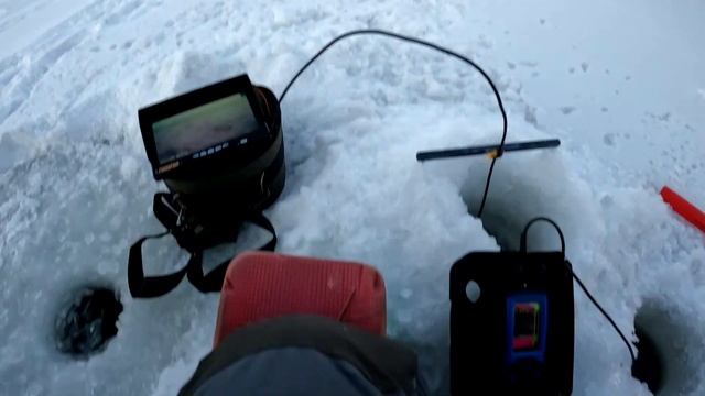 ПРАКТИК 8 на МЕЛКОВОДЬЕ. Настройка параметров эхолота. ВИДИТ ДАЖЕ МАЛЕНЬКИХ РЫБОК. Подводные съёмки. смотреть онлайн
