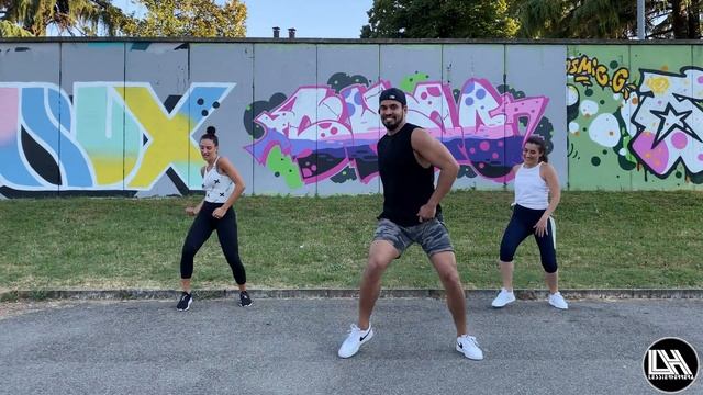 Bésame - Daddy Yankee, Play-N-Skillz, Zion & Lennox by Lessier Herrera LH смотреть онлайн