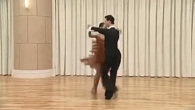 Sergey Surkov & Melia Basic Cha Cha Routine смотреть онлайн