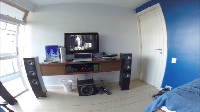 Marantz NR1602 and Polk Audio смотреть онлайн