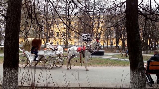 Вот и здесь фонтан заработал смотреть онлайн