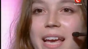 Х фактор лучшее - чудачка Азиза Ибрагимова вторую песню спела неплохо!