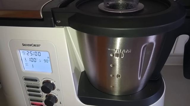 Kartoffelsuppe zubereiten mit der Monsieur Cuisine Plus смотреть онлайн