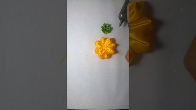 Tutorial Kanzashi смотреть онлайн