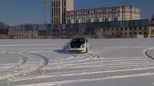 Валим по снегу! смотреть онлайн
