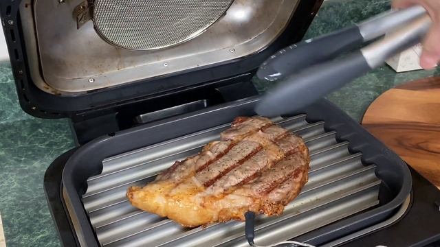 NINJA FOODI XL GRILL - Ribeye Steak - SEAR n SIZZLE DEMO смотреть онлайн