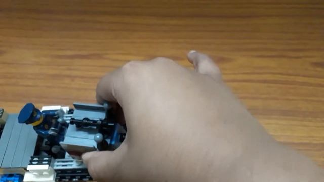 Lego Armoured Fighting Vehicle MOC🚗🔫 смотреть онлайн