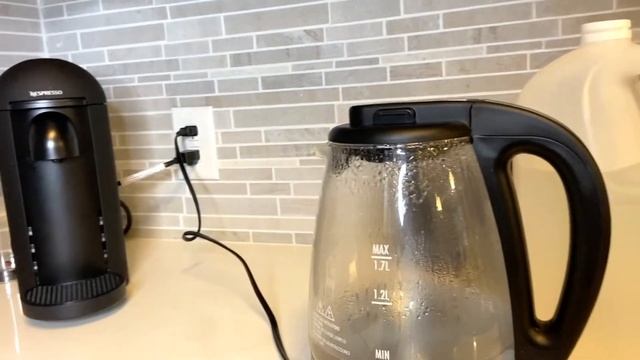 How to Descale an Electric Glass Kettle | Natural + Non-Toxic смотреть онлайн