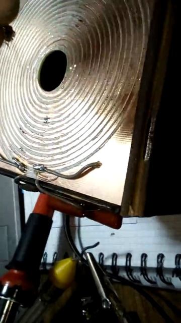 1500 вольт против мухи)) смотреть онлайн