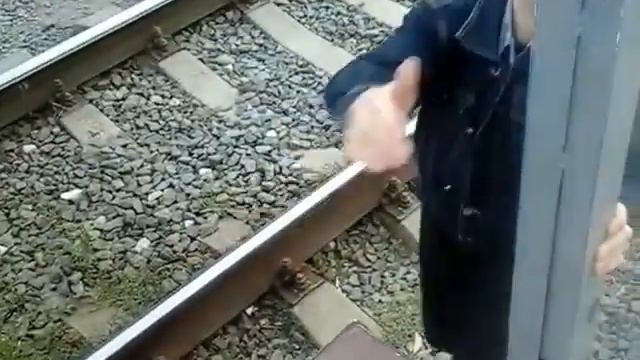 заяц на пероне смотреть онлайн