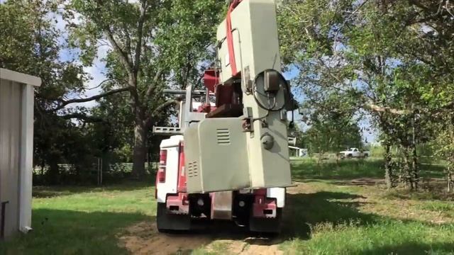 Biggest Lathe in the World - Oil Field - New Bandsaw смотреть онлайн