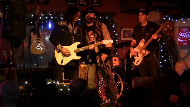 "Call Me The Breeze" (JJ Cale) - Juke Joint Rockers LIVE at Smoke Meat Pete's (17/11/2017) смотреть онлайн