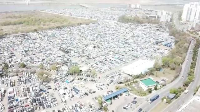 Самый Большой Авторынок в Южной Корее. Отсюда продаются автомобили в 70 стран. смотреть онлайн