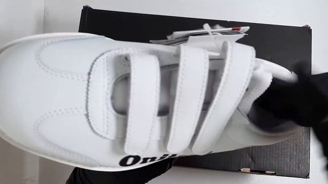 ONITSUKA TIGER DELEGATION CHUNK смотреть онлайн