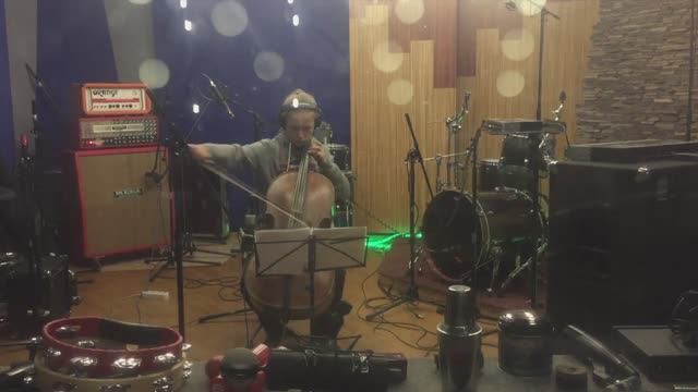 Vespercellos : Запись сингла посвященного Анатолию Крупнову смотреть онлайн