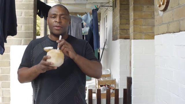 YOU HAVE A CHOICE, EAT REAL OR EAT FALSE, 16.4.2015 смотреть онлайн