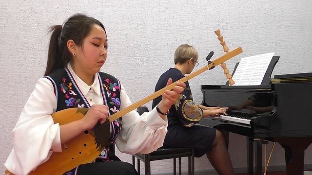 Адоякова Ангелина - "Хыныстын ыры (Любовная песня)" (Г.Челбораков, В.Галочкин) смотреть онлайн