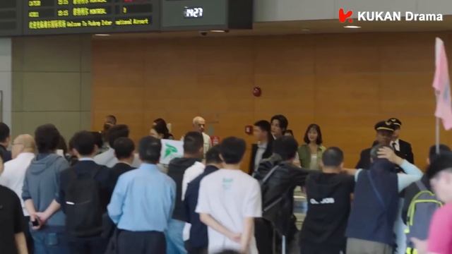 灰姑娘回国到霸总公司上班，霸总却不知情？ | 若你安好便是晴天 Sunshine of My Life EP26 смотреть онлайн