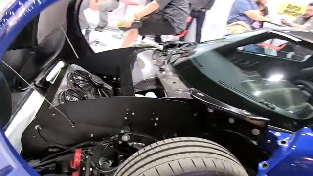 Rossion Q1 Exotic Supercar at 2015 SEMA Show смотреть онлайн