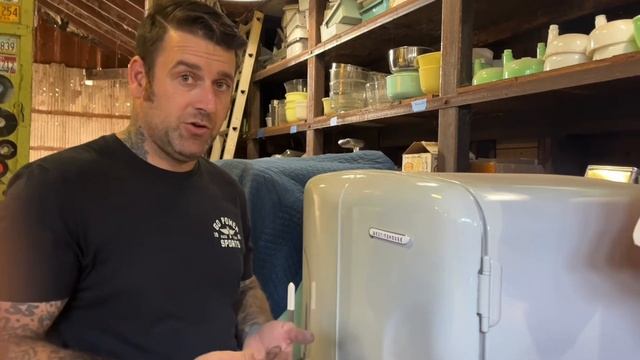 Are Vintage Refrigerators Energy Efficient? смотреть онлайн