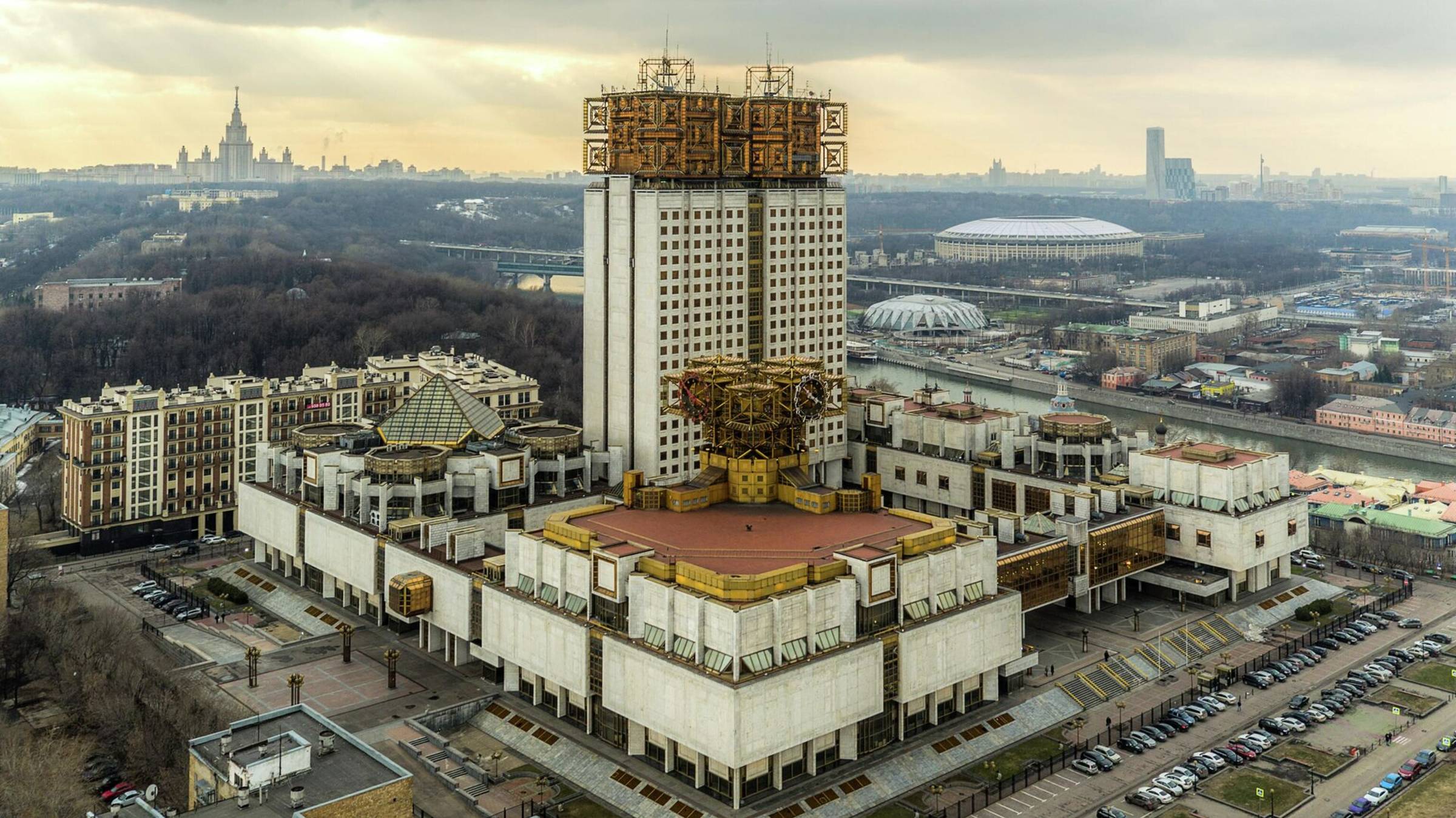 Академия смотреть онлайн