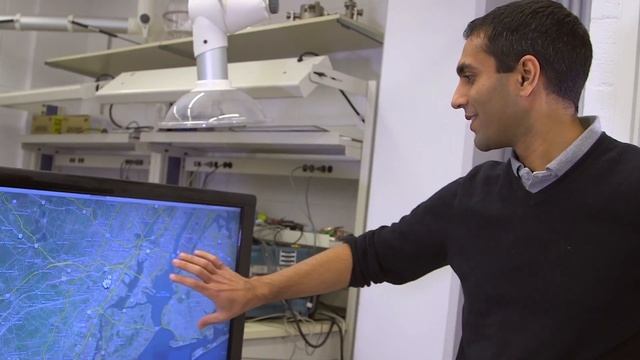 Naveen Verma: SpaceTouch & 3-D motion sensing смотреть онлайн