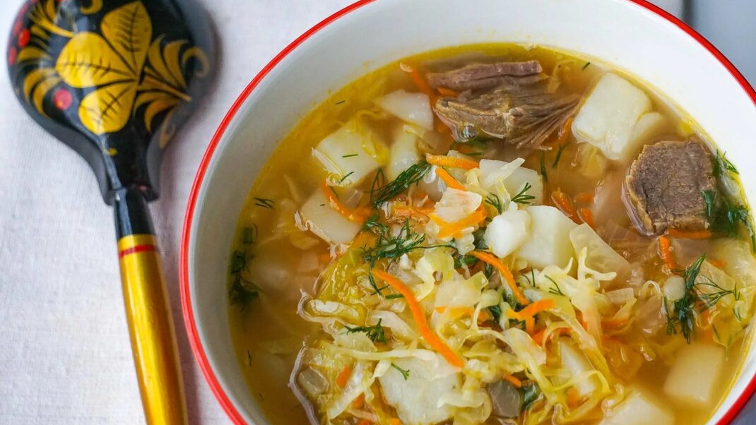 КАК ПРИГОТОВИТЬ ЩИ ИЗ СВЕЖЕЙ КАПУСТЫ? ЛЮБИМЫЙ РЕЦЕПТ МОЕЙ ЖЕНЫ смотреть онлайн