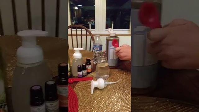 How to make homemade hand sanitizing soap with essential oils смотреть онлайн