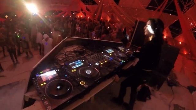 LIVE @ Burning Man 2018 - Tara Brooks / PlayAlchemist смотреть онлайн