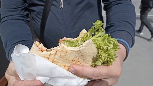 Fast food. Шаурма в парке и много других вкусняшек. смотреть онлайн