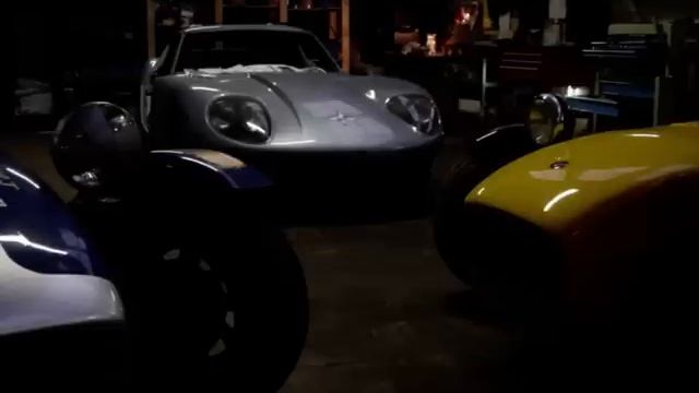 Marcos 1600 GT Race Car Rebuild Nostalgia Sportscars смотреть онлайн