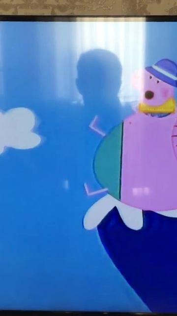 ВОЛНА-ЦУНАМИ В СВИНКЕ ПЕППЕ/СВИНКА ПЕППА смотреть онлайн