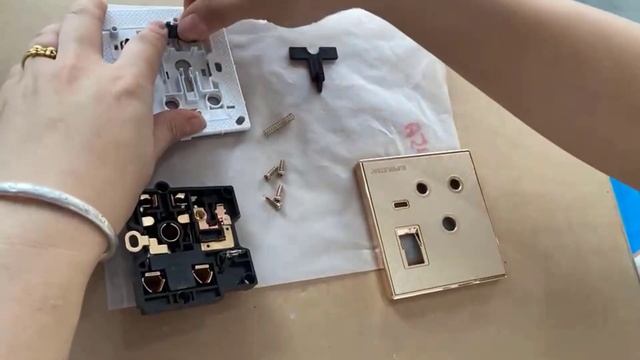 How to assembly/production Super Star Glamour 15A AC/3pin round Socket #assembly #switch #switch смотреть онлайн