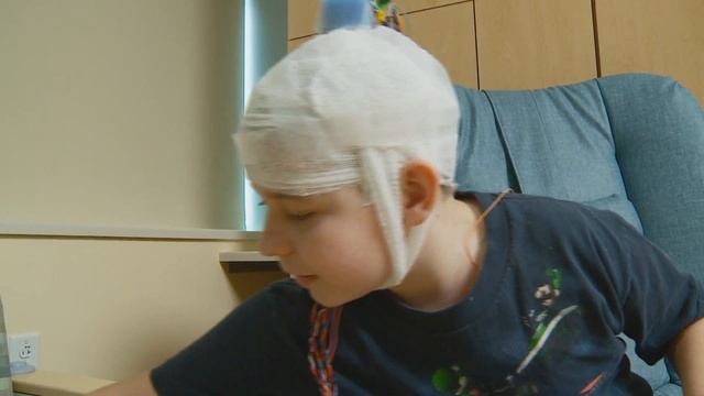 What to Expect During Your Stay in the Epilepsy Monitoring Unit (EMU) смотреть онлайн