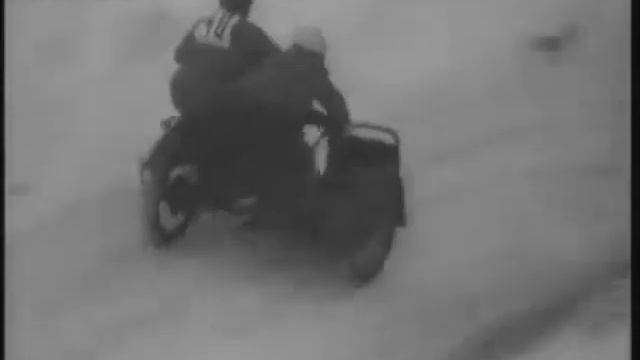 1954 им Чкалова. Москва.wmv смотреть онлайн