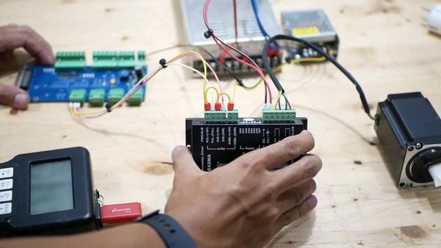 CNC tanpa PC??? Bisa Dong.... Review DSP 0501 offline cnc controller смотреть онлайн