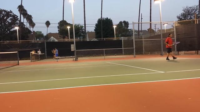 Gabriel y Raul tennis 3 at Whittier смотреть онлайн