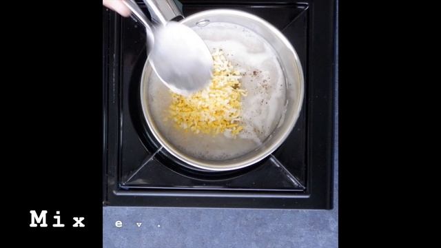 High Protein Baby Food for Breakfast Lunch and Dinner || Oats - Egg Porridge for 10+ Months Babies смотреть онлайн