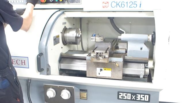 Puma Tech CK 600 S2 CNC Lathe , CNC Draaibank , CNC Drehmaschine смотреть онлайн