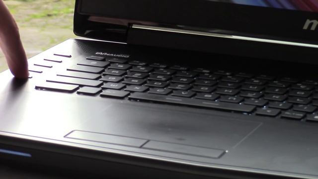 Présentation - MSI GT72 2PE-006FR Dominator Pro ! смотреть онлайн