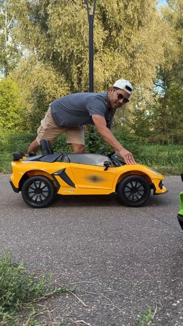 Детский электромобиль Lamborghini Aventador BQD-019 с полным приводом на сайте cars-kids.com смотреть онлайн