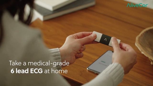 Smart ECG Device KardiaMobile 6L смотреть онлайн